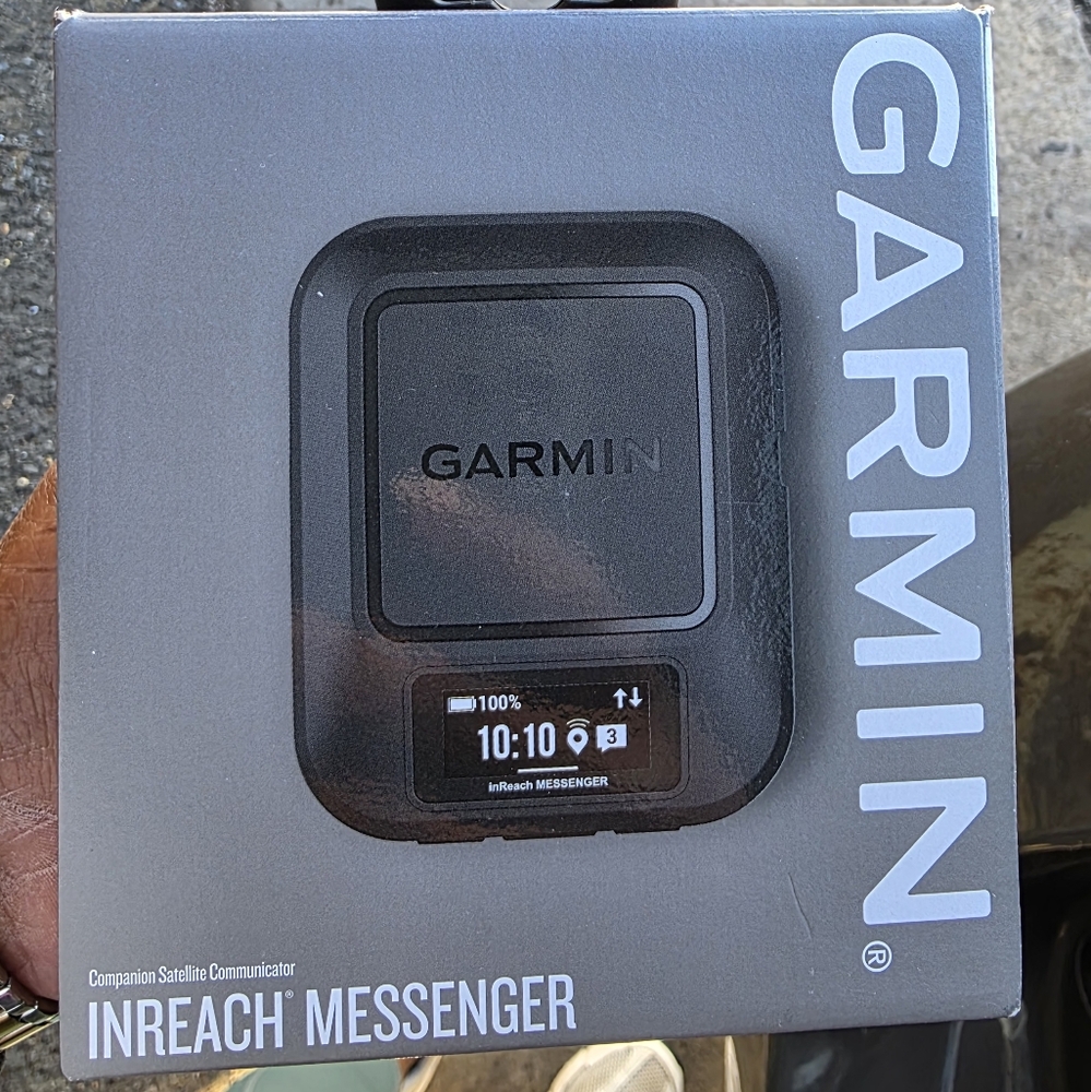 Garmin inReach Messenger in Black